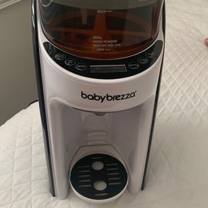Baby Brezza Formula Pro